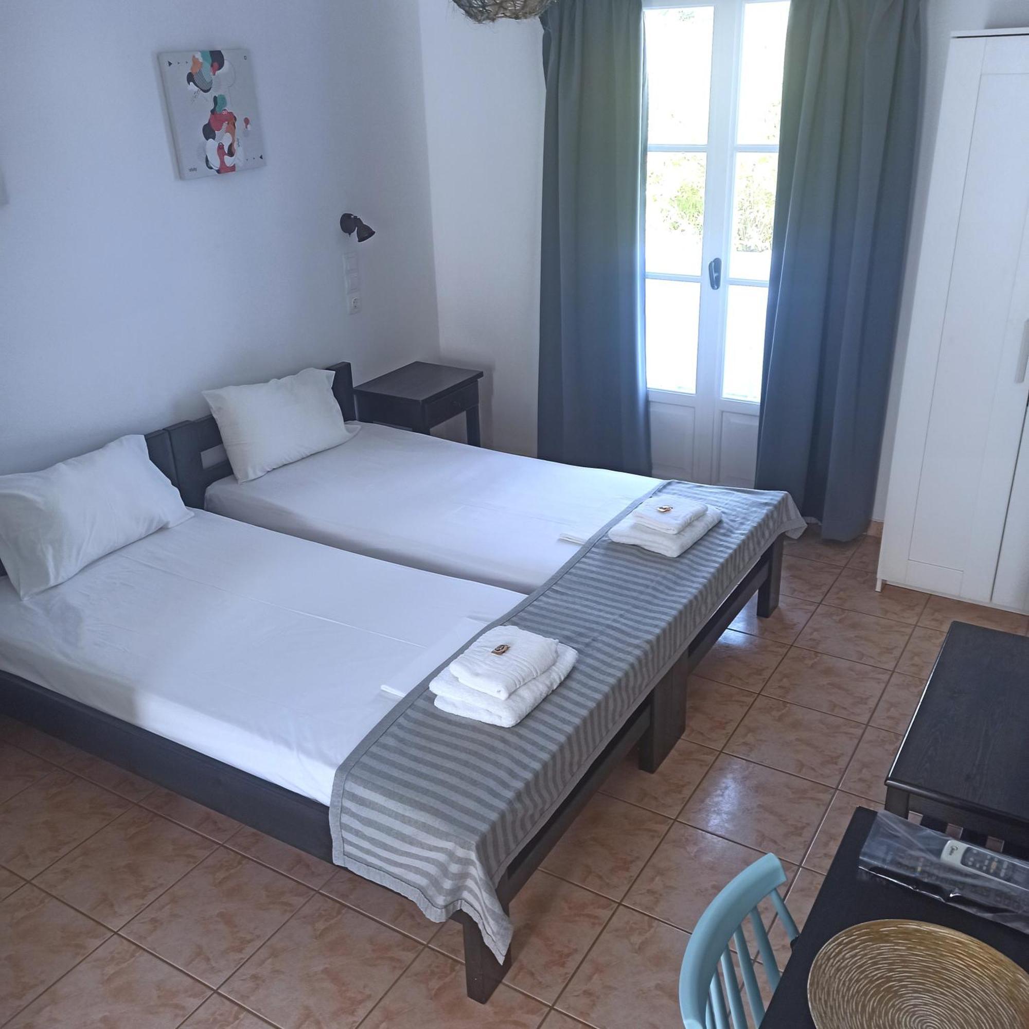 Isalos Paros Naoussa Esterno foto
